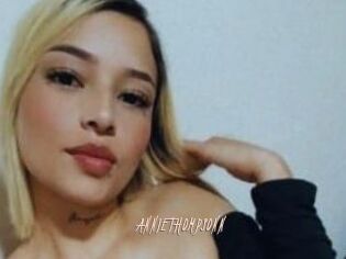 ANNIETHOMPSONN