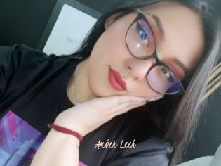 Amber_Leeh