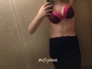 AmelieJohnson