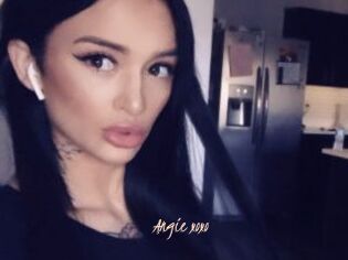 Angie_xoxo