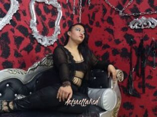 AntonellaRed