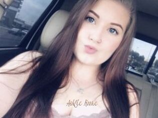 Ashlie_Moore
