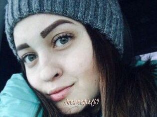 AwesomeGirl69_