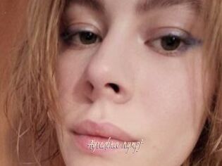 Aysedora_nympf