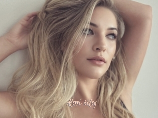 Alexxi_riley