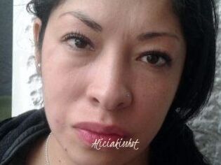 Aliciakisshot