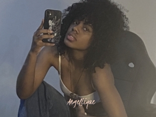 Angeliique