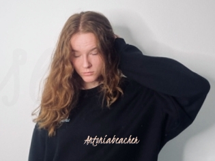 Antoniabeacher