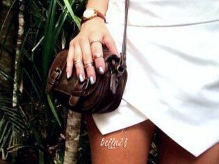 Bella28