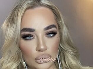 BlondeKiki