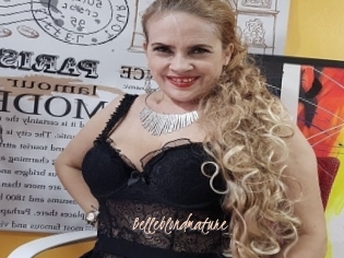 belleblondmature Sexenmacht