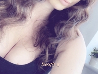 Brunette_xxx