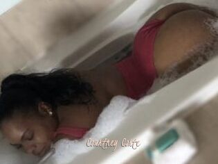 Courtney_Corte