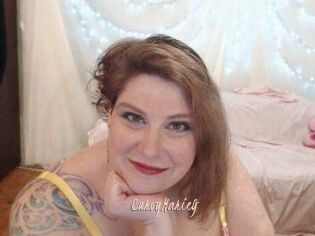 CurvyMarieG