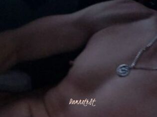 Damnstr8t