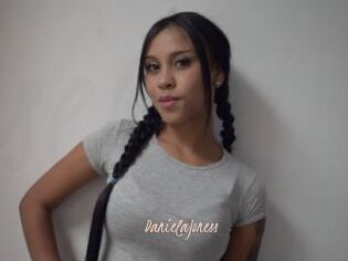 DanielaJoness