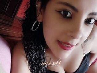 Danna_hand