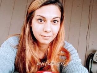 DontClickThisGirl