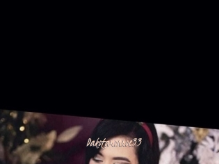 Dakotamonroe33