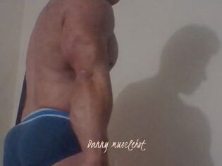 Danny_musclehot