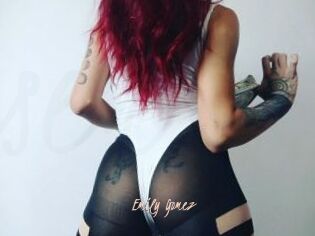Emily_Gomez