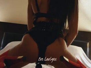 Eve_Lavigne