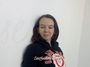 Earthadensfordek