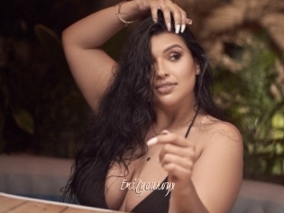 Emilycurvyx