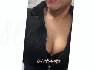 Exhibitionistlou