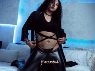 GiannaMoon