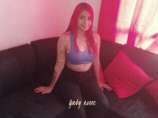 Gaby_rosse