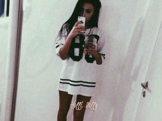 Holli_Dolly
