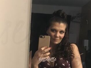 HottieHollie