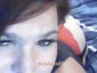 Hurtnbrokendoll