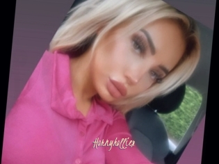 Hornyholliex
