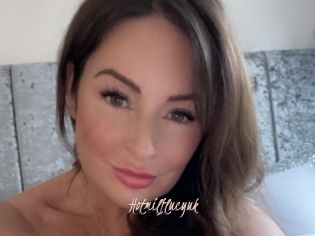 Hotmilflucyuk