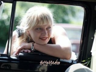 Hottyblondexx