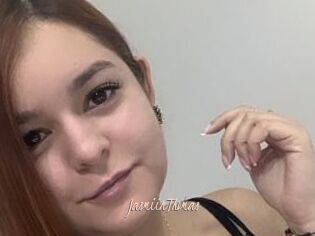 JasmiinThomas