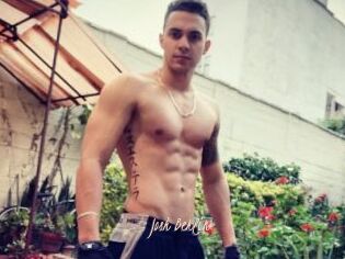 Josh_Berlin