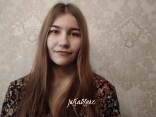 JuliaBlare