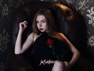 JuliaHonest