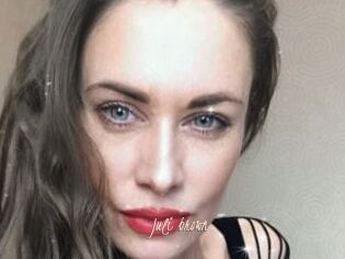 Juli_brown