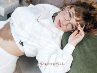 Julieannaautumn