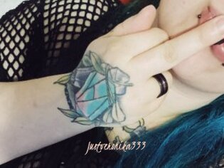 Justveronika333