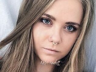 Khloe_Kadell
