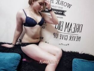 KiaraKiss18