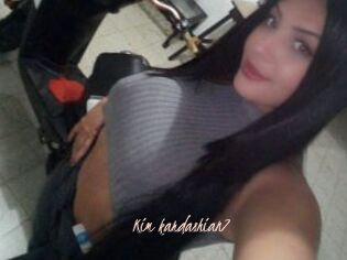 Kim_kardashian7