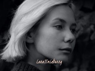 LanaTimidBunny