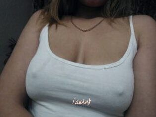 LauraX