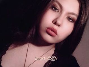 Lauren_Phillips